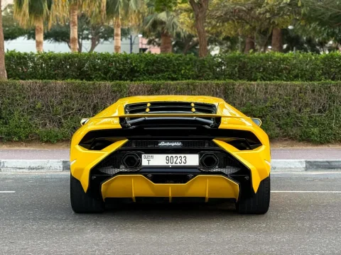  Lamborghini Huracan (Yellow)